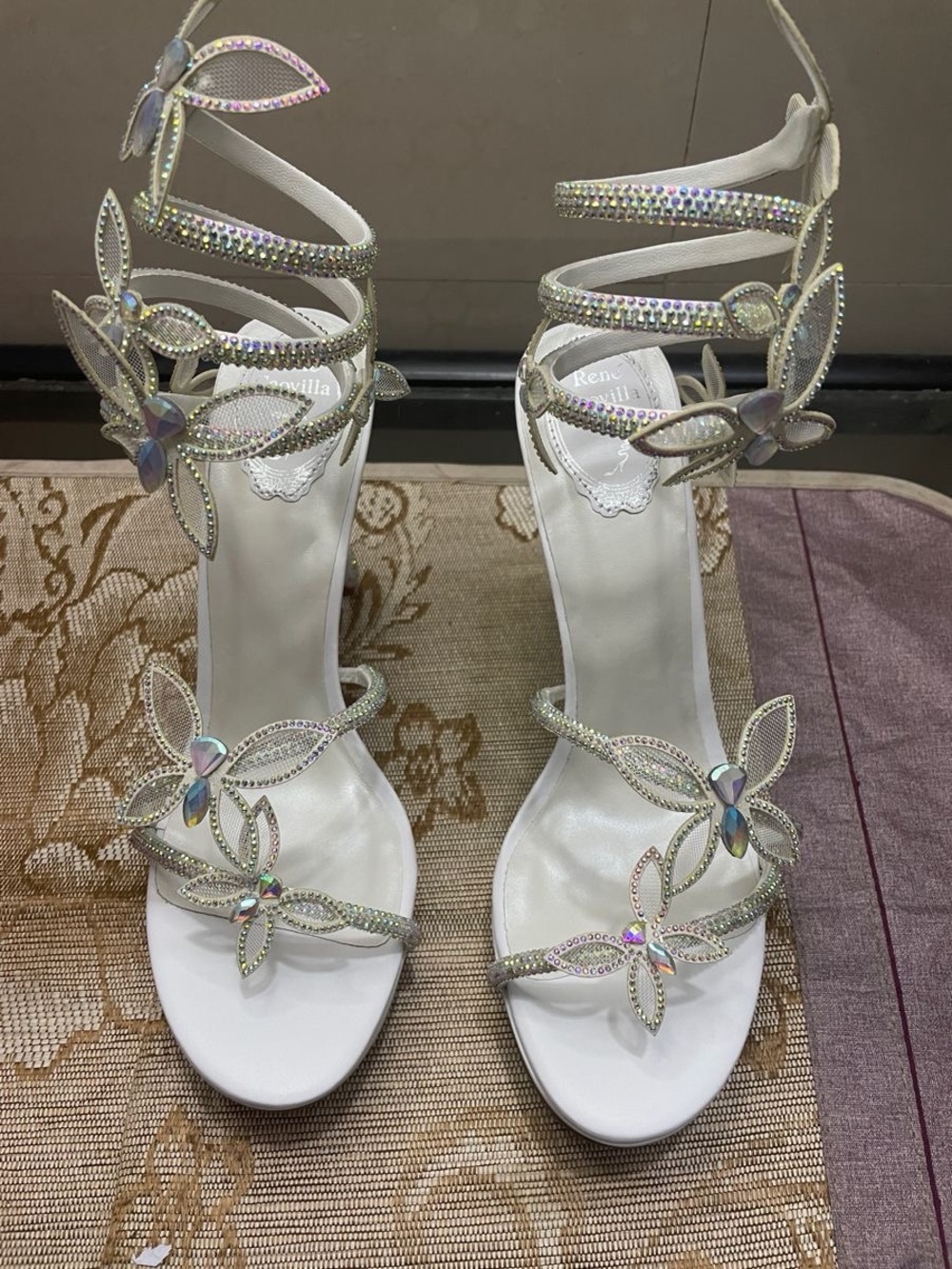 Rene Caovilla MARGOT WHITE SANDAL WITH BUTTERFLIES - Picture 3 of 3